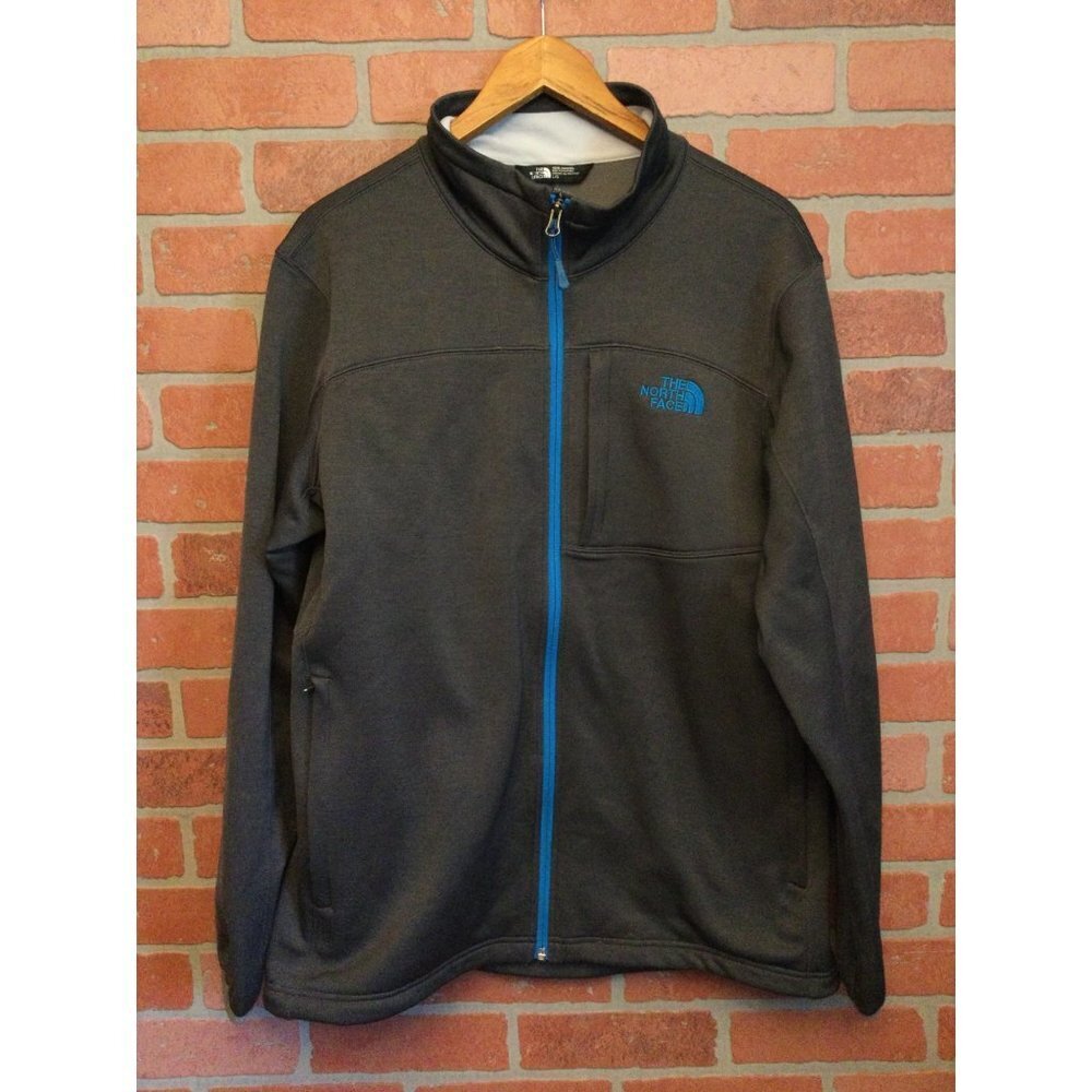 The North Face men’s jacket size large athletic windbreaker zip up